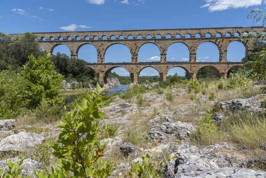 Francia - Vers-Pont-du-Gard - Pont du Gard 003.jpg